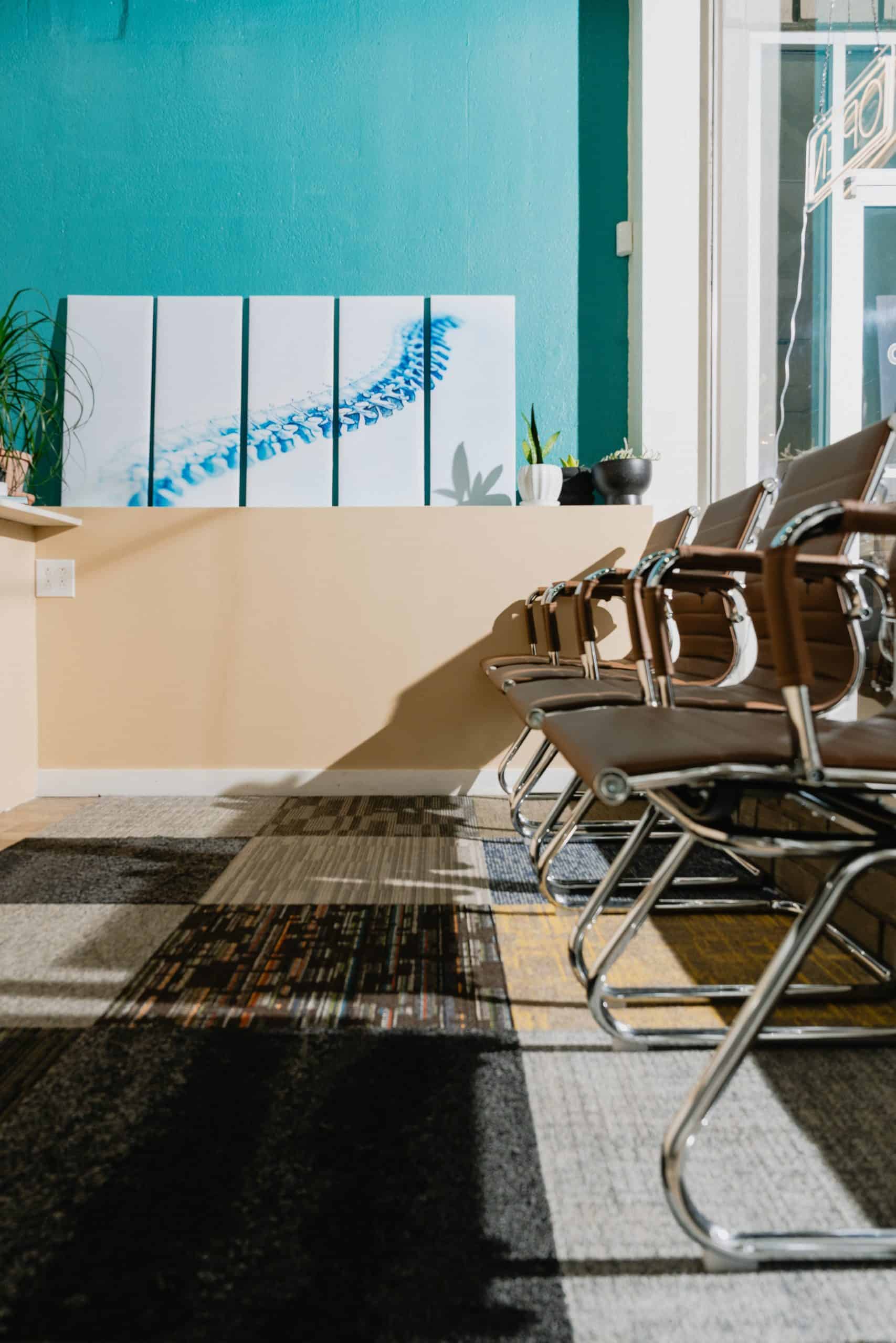 chiropractor near me walk-in clinic Vanguard Chiropractic Tulsa Brookside no appointment