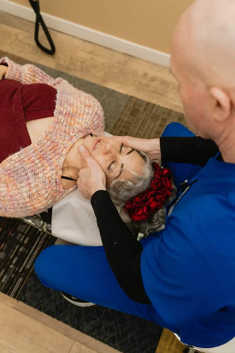 tmj chiropractor tulsa - upper cervical and jaw evaluation at Vanguard Chiropractic